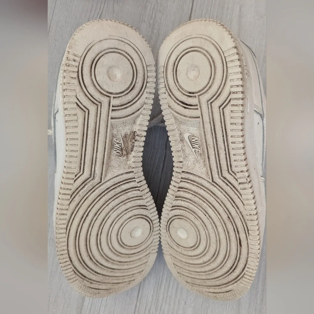 Nike AF1 Needlework Woman's Size 7